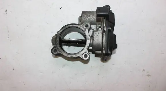BMW 5 F10 F11 Throttle valve 7810752 10378517