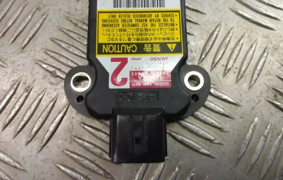 Lexus LS 460 - 600H Yaw turn rate sensor 89183-50030