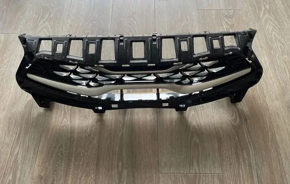 KIA Pro Cee'd III Front bumper upper radiator grill 85351J7KA0