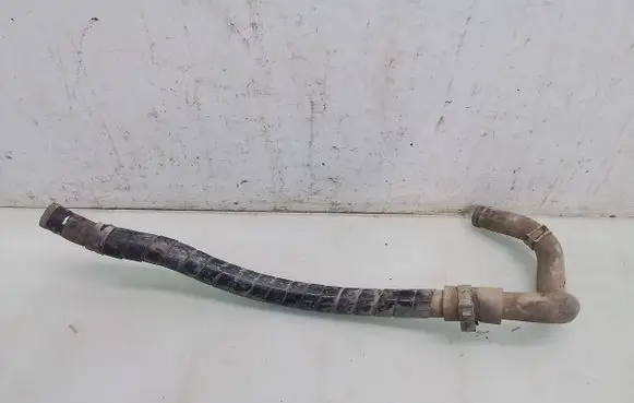 Toyota Land Cruiser (J120) Engine coolant pipe/hose