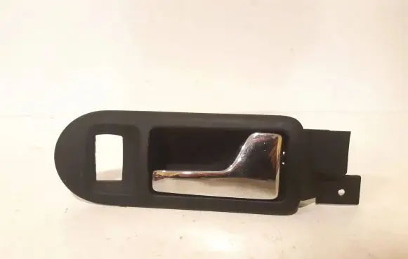 Volkswagen PASSAT B5.5 Front door interior handle 3B1837114