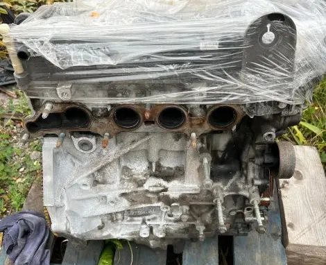 Ford Mondeo Mk III Engine block RF4M5G6015FF