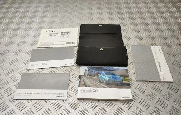 Renault Zoe Owners service history hand book 