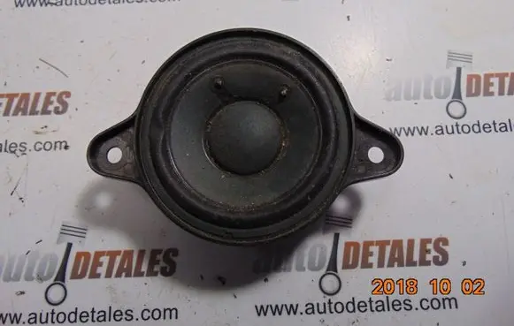 Mercedes-Benz E W211 Panel speaker A2118203002