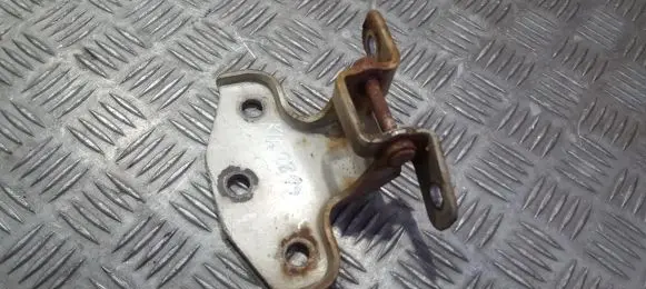 KIA Carnival Front door upper hinge