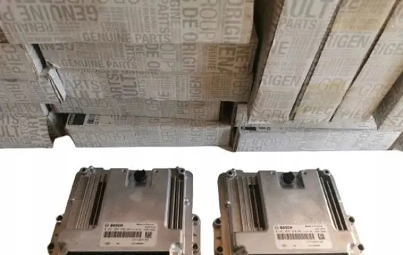 Renault Trafic III (X82) Engine control unit/module ECU