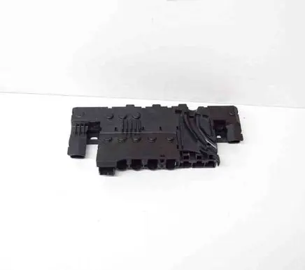 Land Rover Range Rover L405 Current control relay E08021100 E08017300