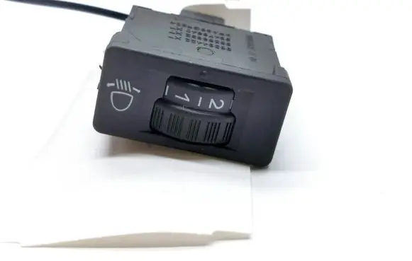 Peugeot 508 Light switch 96384422