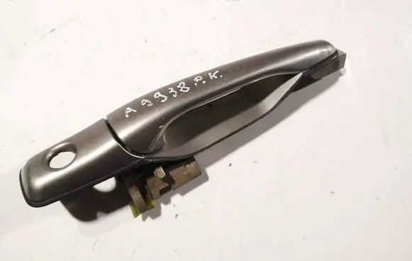 Mitsubishi Grandis Front door exterior handle