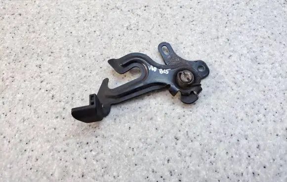 Volvo V60 Engine bonnet/hood lock/latch loop/hook 31425791
