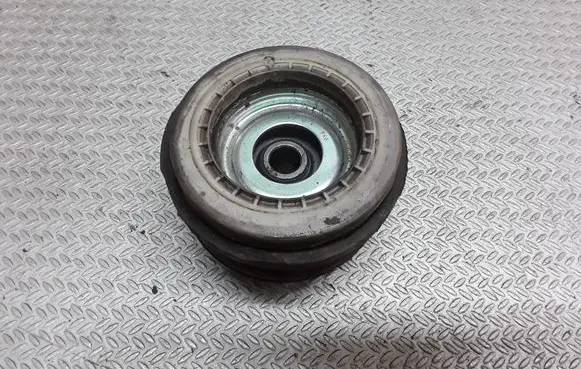 Mercedes-Benz Vito Viano W639 Front upper strut mount 