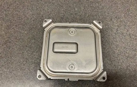 Nissan Juke I F15 LED ballast control module 260556623R A2C90665803