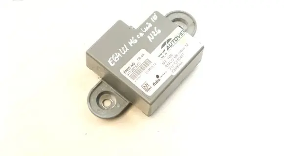 BMW 6 E63 E64 Aerial antenna amplifier 9172878 21367510