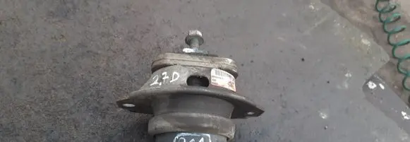 Land Rover Discovery 3 - LR3 Engine mount vacuum valve KKB500441G