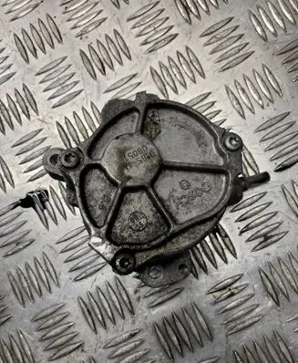 Peugeot 407 Vacuum pump D1561A