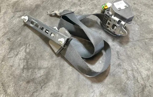 Mercedes-Benz Sprinter W906 Front seatbelt A9068600088 13062012 606370700B