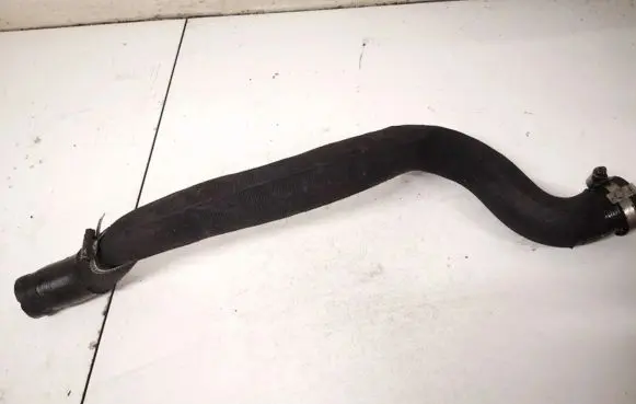 Peugeot 407 Engine coolant pipe/hose
