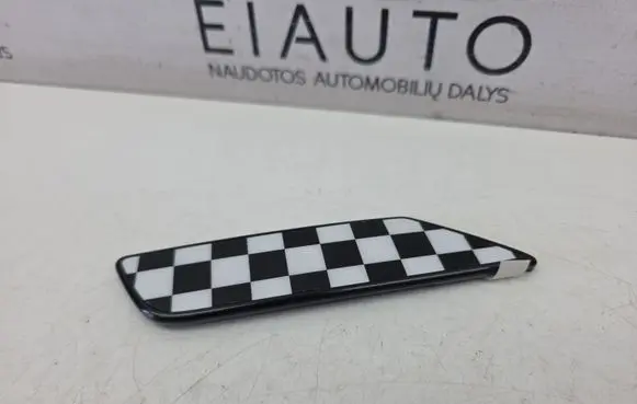 Mini Clubman F54 Fender trim (molding) 2365732