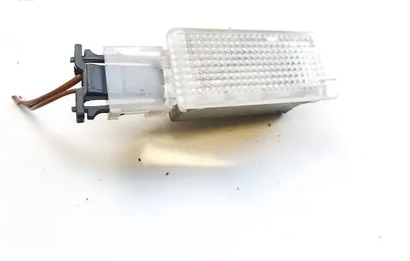 Volkswagen PASSAT B6 Other interior light 8E0947565