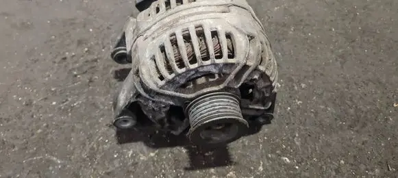 Opel Vectra C Generator/alternator 0124515080