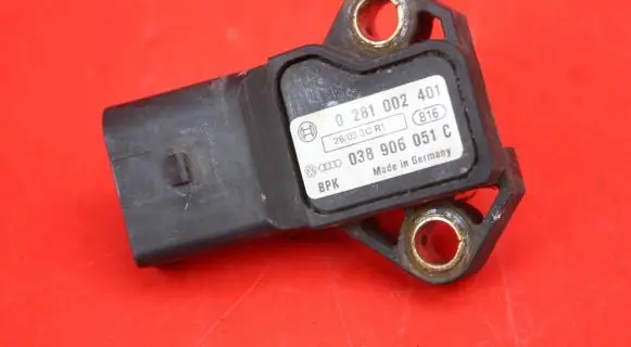 Volkswagen Touareg I Sensor 038906051C