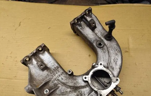 Jeep Cherokee XJ Intake manifold 53010244