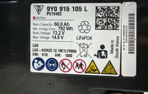 Porsche Cayenne (9Y0 9Y3) Car battery 9Y0915105L P019482