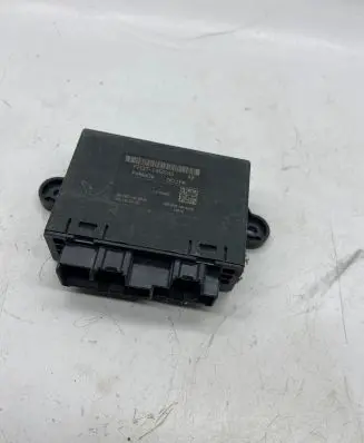 Ford Mustang VI Door control unit/module FR3T14B533 10103427 FR3T14C108AB