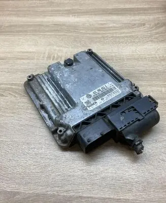 Volkswagen Golf V Engine control unit/module ECU 03C906032E 0261201355