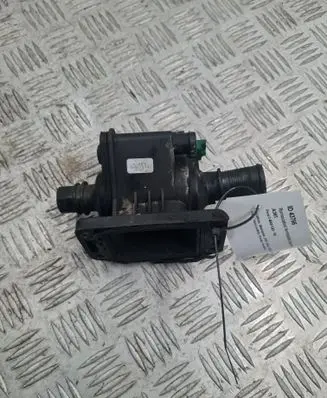 Ford C-MAX I Thermostat/thermostat housing TH687583