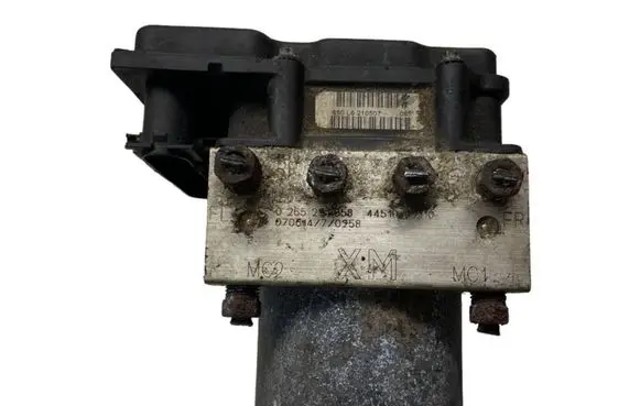 Toyota Auris 150 ABS Pump 0265800527 7860200385