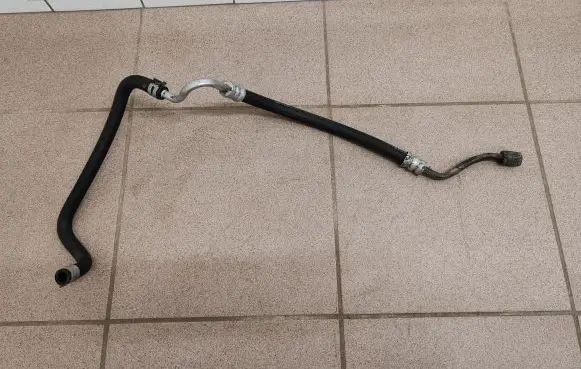 Subaru Legacy Power steering hose/pipe/line