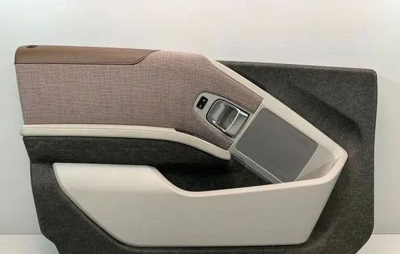 BMW i3 Coupe rear side trim panel 