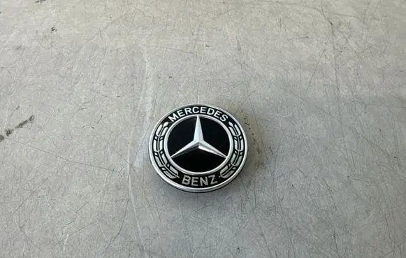 Mercedes-Benz EQA Manufacturer badge logo/emblem A0008172605