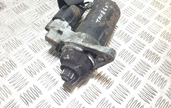Volkswagen Touran I Starter motor