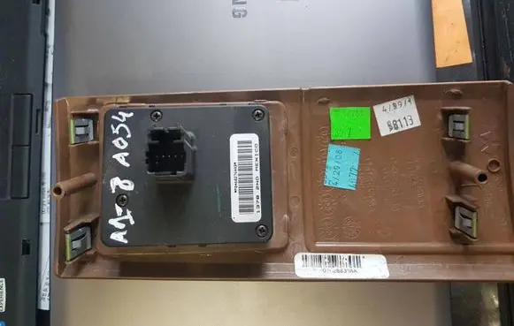 Chrysler Town & Country V Light switch p04602764ab