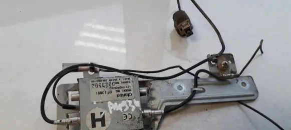 Subaru Legacy Antenna control unit 286880705 286-8807-05