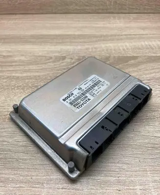 Toyota Yaris Engine control unit/module ECU 8966152200 0281010563