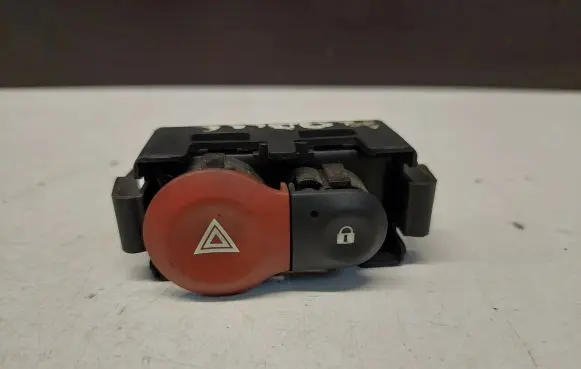 Renault Modus Hazard light switch 88300000