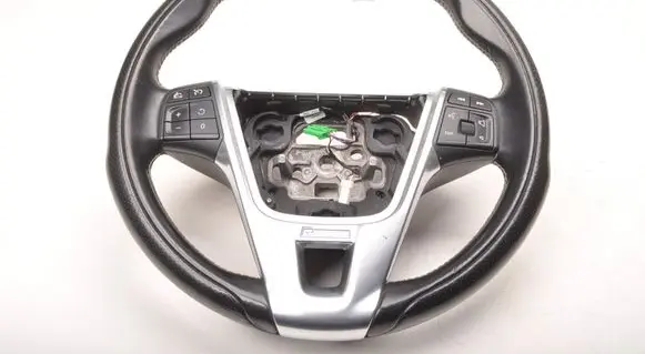Volvo V40 Steering wheel 31332927