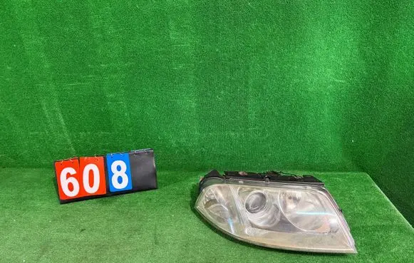 Volkswagen PASSAT B5.5 Headlight/headlamp 3B0941016an