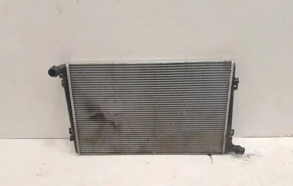 Volkswagen Caddy Coolant radiator 0051759 65292 9884