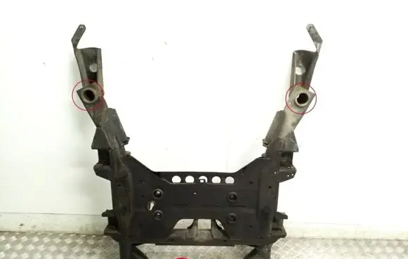 Mercedes-Benz Vito Viano W639 Front subframe A6393303606