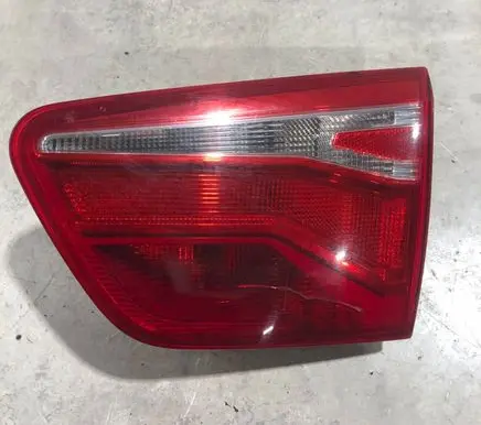 Seat Alhambra (Mk2) Tailgate rear/tail lights 7N5945094G