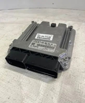 Audi A4 S4 B7 8E 8H Engine control unit/module 03G906016KN 1039S24209 0281013293