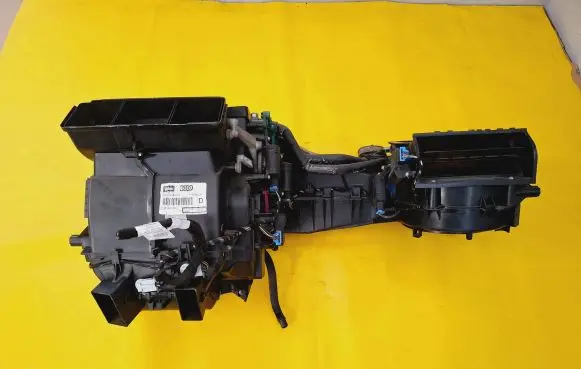 Audi A4 S4 B6 8E 8H Electric car heater 8E1820005J