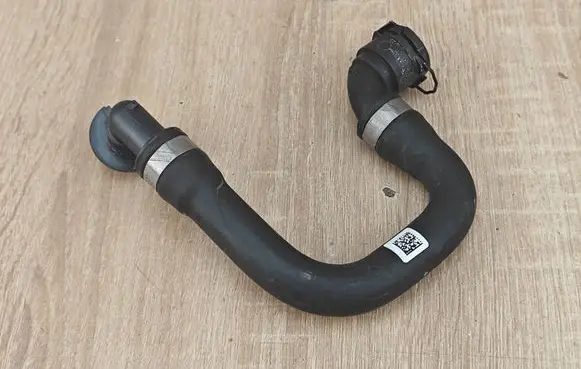 BMW X5 G05 Engine coolant pipe/hose 8488040