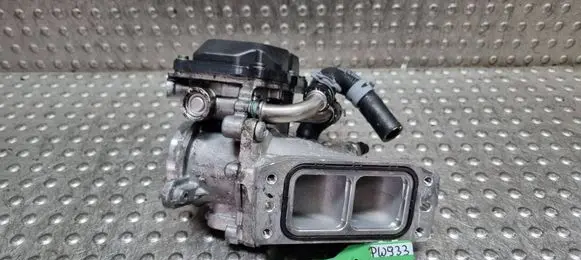 Audi A4 S4 B9 8W Throttle body valve S26378933 04L128063T