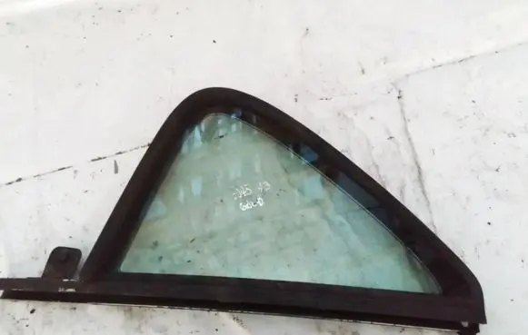 Volvo S80 Rear side window