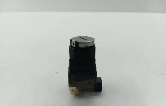 Toyota Corolla Verso AR10 Tailgate exterior lock PA66GF33
